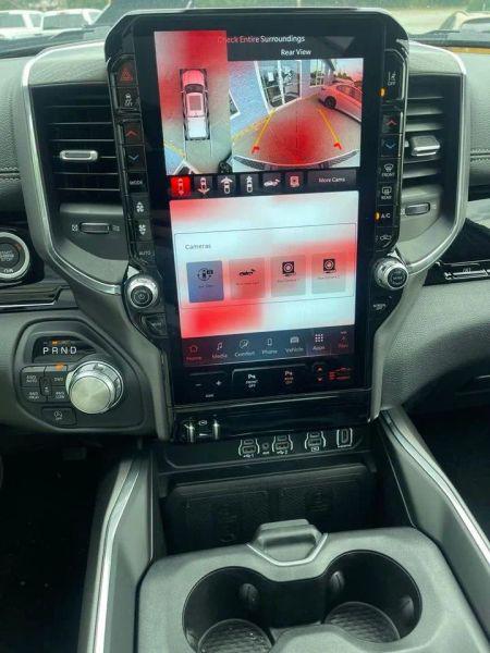 2025 Ram 1500 Laramie Crew Cab 4x4 5'7" Box