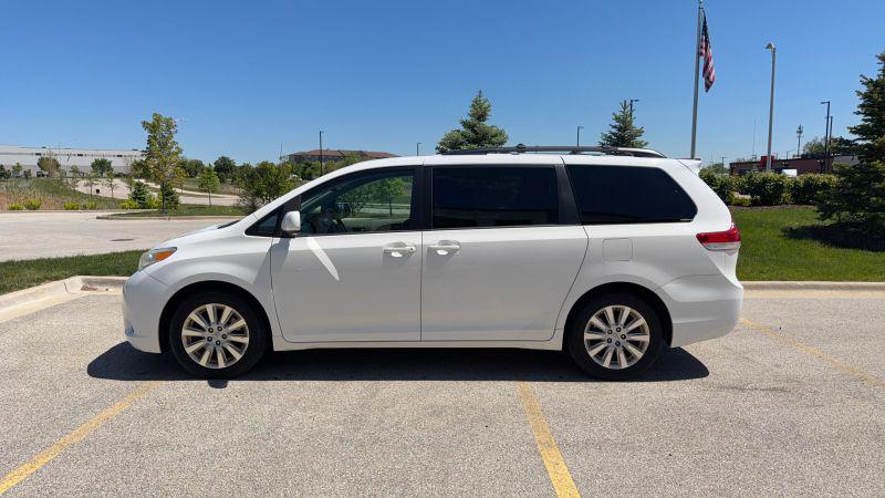 2014 Toyota Sienna Limited 7 Passenger