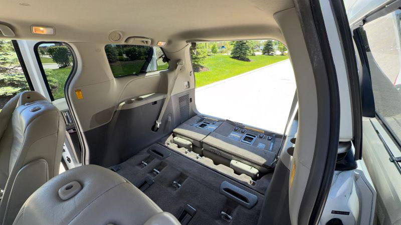 2014 Toyota Sienna Limited 7 Passenger