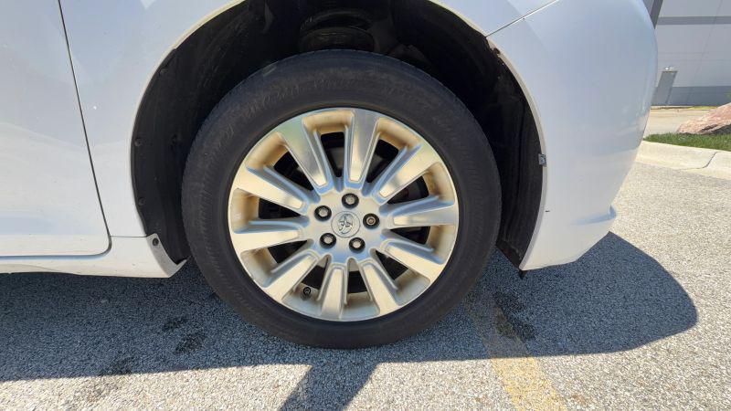 2014 Toyota Sienna Limited 7 Passenger