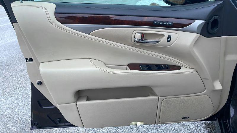 2016 Lexus LS 460 460