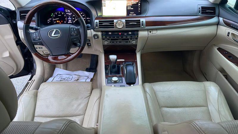 2016 Lexus LS 460 460