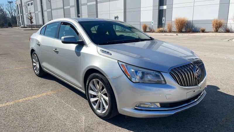 2016 Buick LaCrosse Base