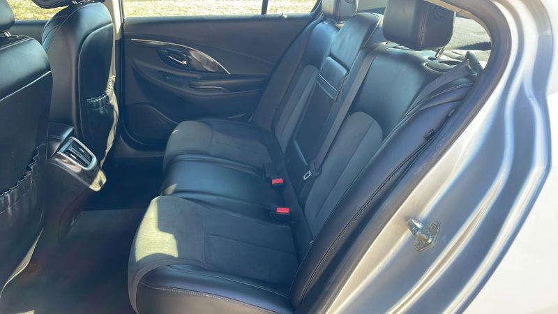 2016 Buick LaCrosse Base