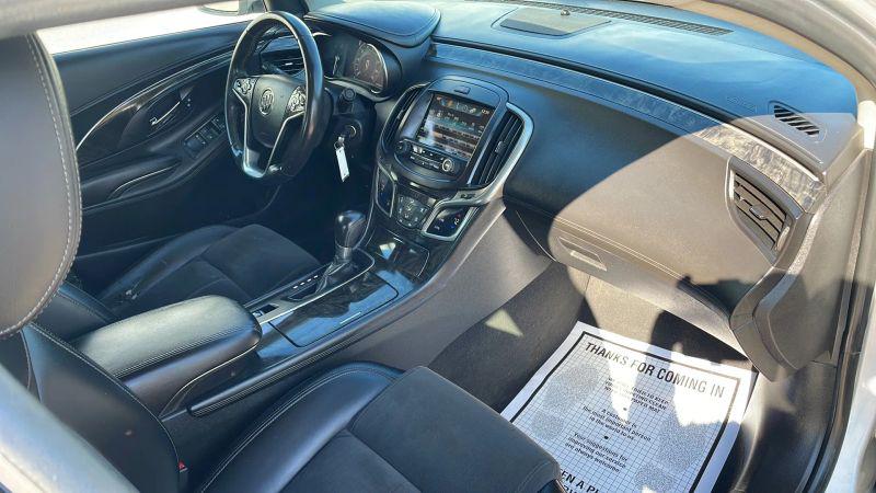 2016 Buick LaCrosse Base