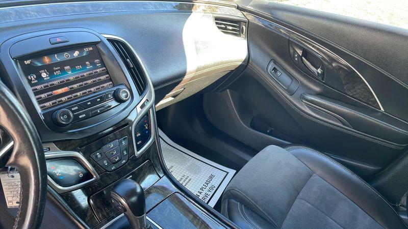 2016 Buick LaCrosse Base