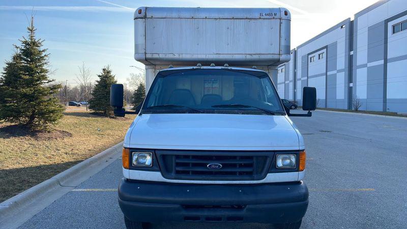 2007 Ford E-450 Cutaway Base