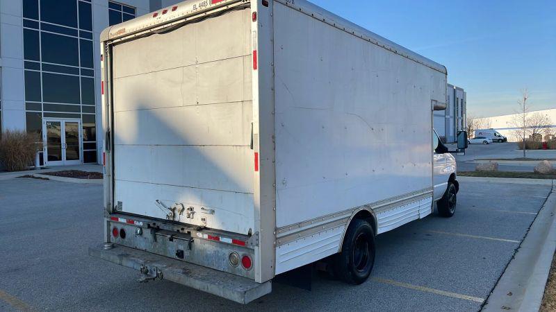 2007 Ford E-450 Cutaway Base