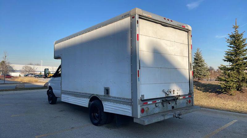 2007 Ford E-450 Cutaway Base