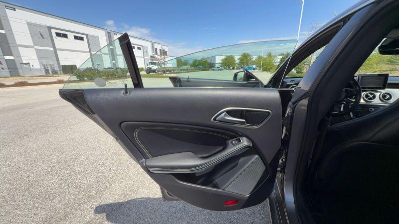 2015 Mercedes-Benz CLA 4MATIC