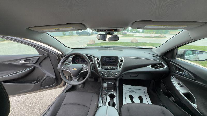 2022 Chevrolet Malibu FWD LT