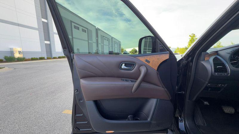2017 INFINITI QX80 Limited