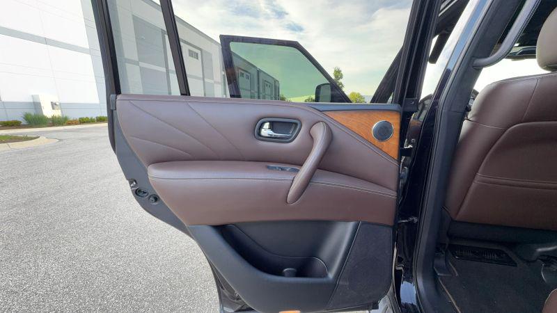 2017 INFINITI QX80 Limited