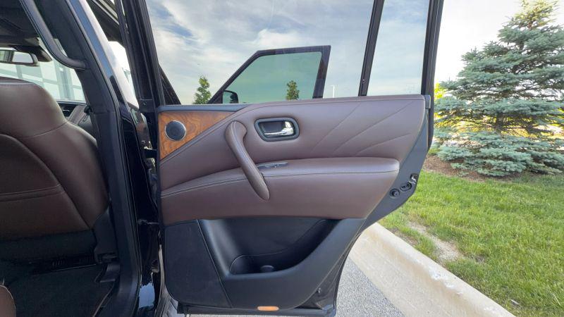 2017 INFINITI QX80 Limited