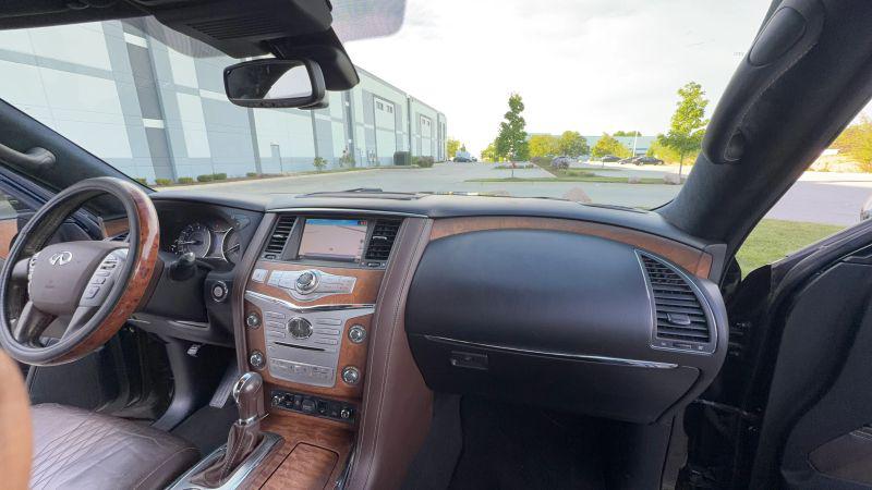 2017 INFINITI QX80 Limited