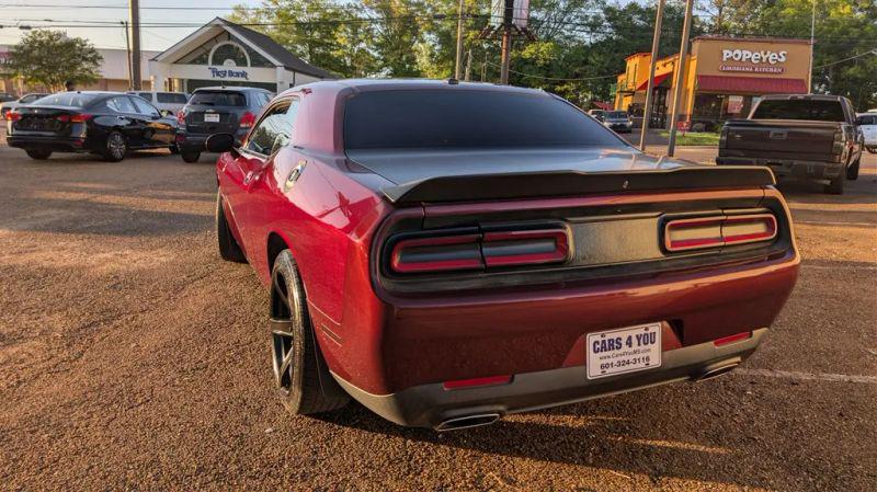 2019 Dodge Challenger SXT