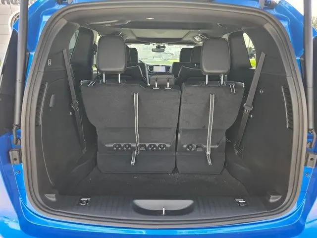 2027 Chrysler Pacifica Limited