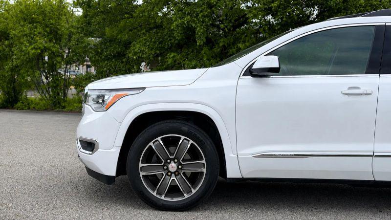 2017 GMC Acadia Denali