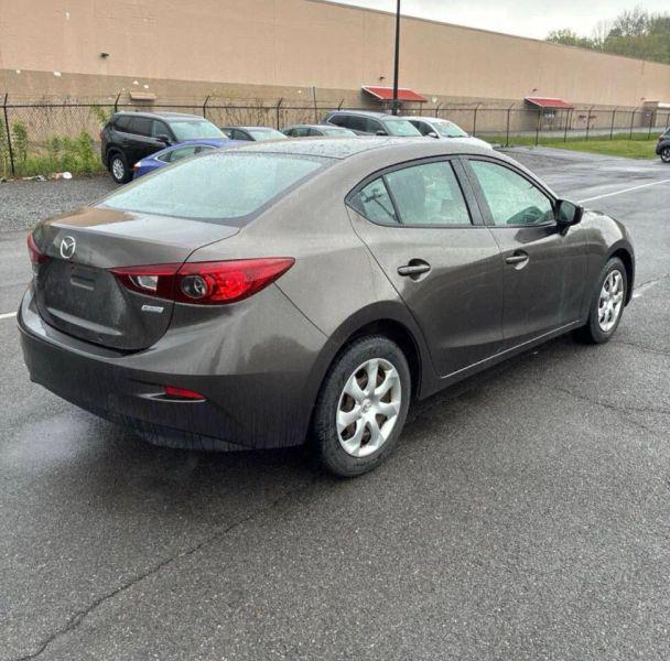 2016 Mazda Mazda3 i Sport