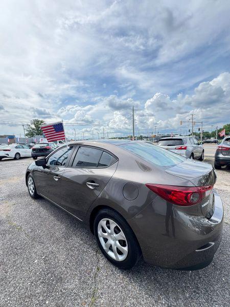 2015 Mazda Mazda3 i Sport