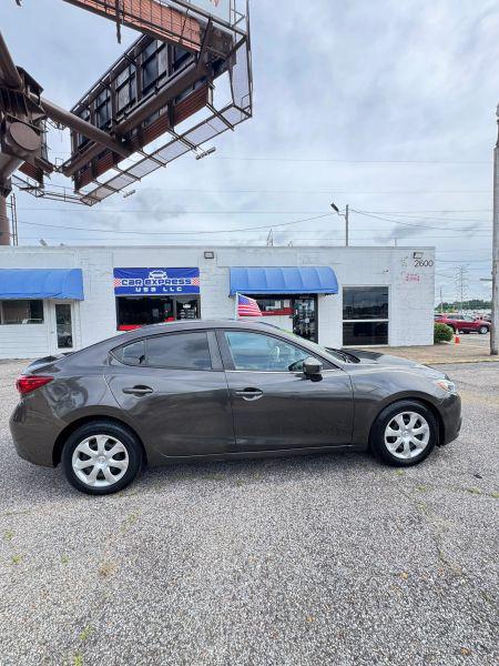 2015 Mazda Mazda3 i Sport