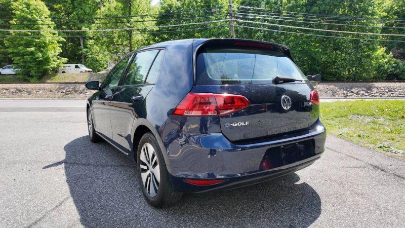 2016 Volkswagen e-Golf SE