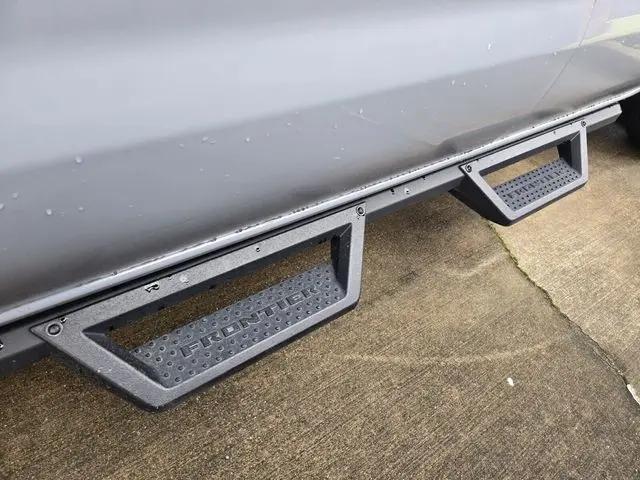 2025 Nissan Frontier Crew Cab Long Bed PRO-4X 4x4