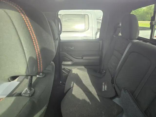2025 Nissan Frontier Crew Cab PRO-4X 4x4