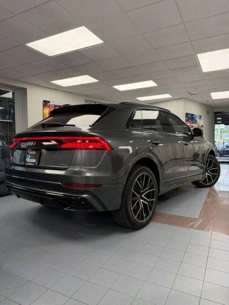 2020 Audi Q8 Premium Plus 55 TFSI quattro Tiptronic