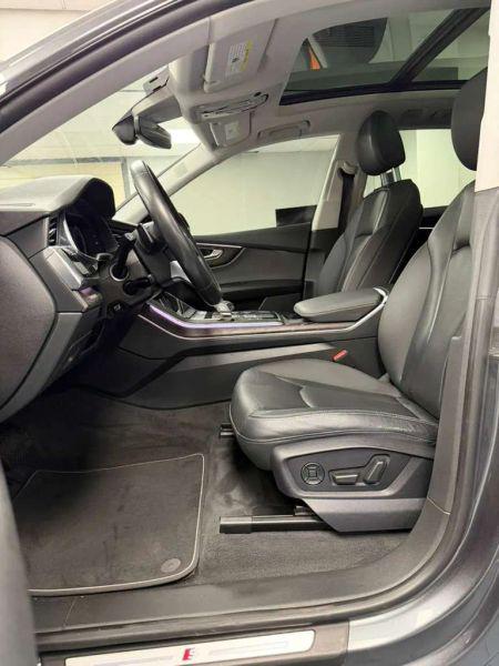 2020 Audi Q8 Premium Plus 55 TFSI quattro Tiptronic