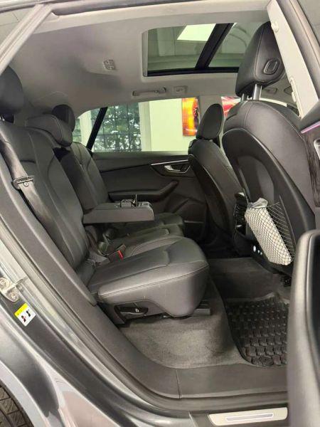 2020 Audi Q8 Premium Plus 55 TFSI quattro Tiptronic