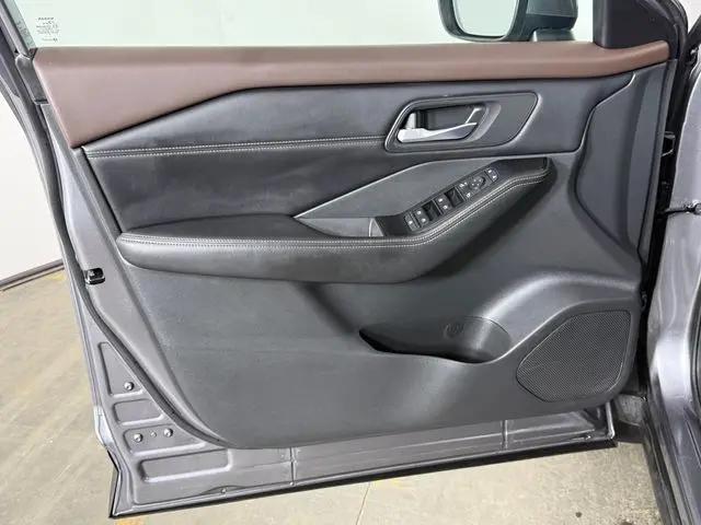 2022 Nissan Rogue SV FWD