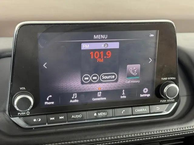 2022 Nissan Rogue SV FWD