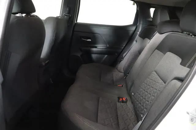 2025 Nissan Kicks SV FWD