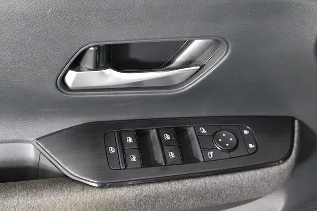 2025 Nissan Kicks SV FWD
