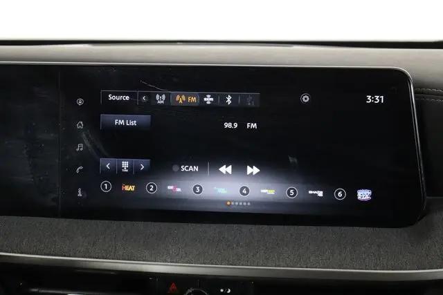 2025 Nissan Kicks SV FWD