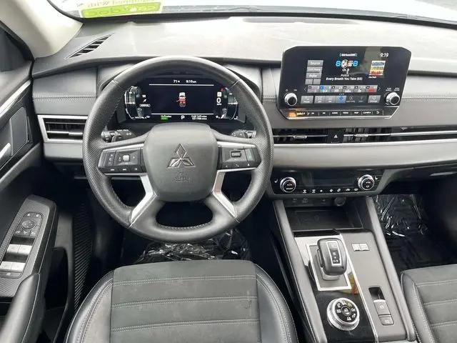 2024 Mitsubishi Outlander PHEV SE Ralliart