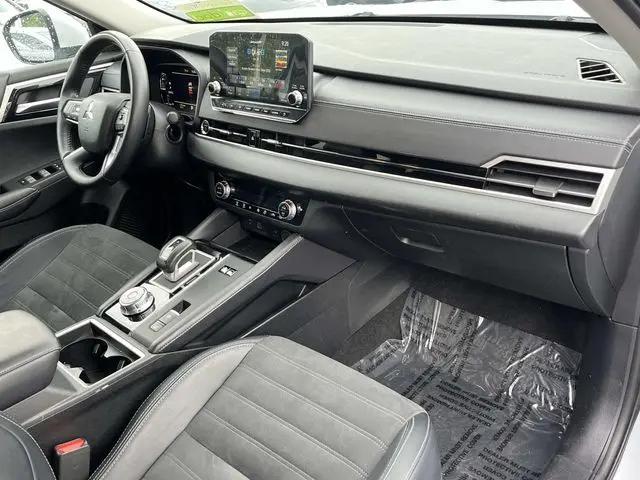 2024 Mitsubishi Outlander PHEV SE Ralliart