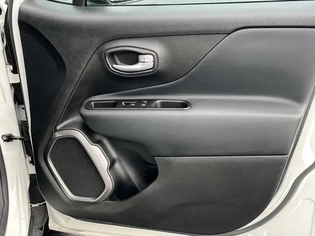 2023 Jeep Renegade Latitude 4x4