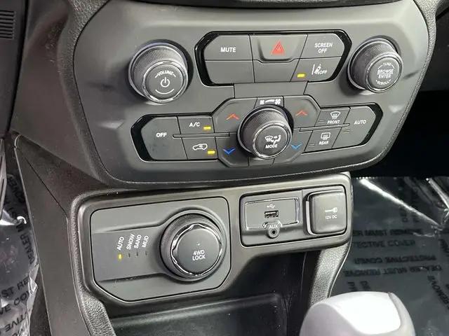 2023 Jeep Renegade Latitude 4x4