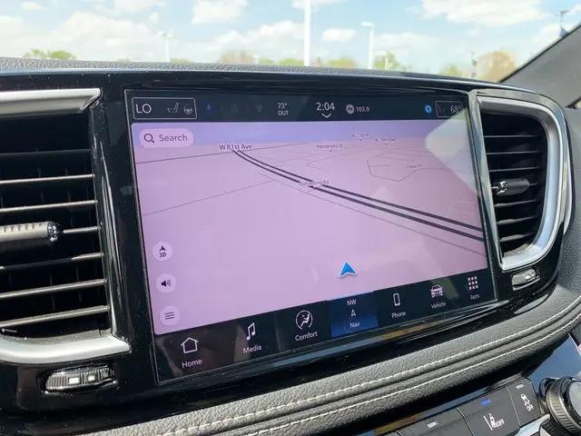 2025 Chrysler Pacifica Limited