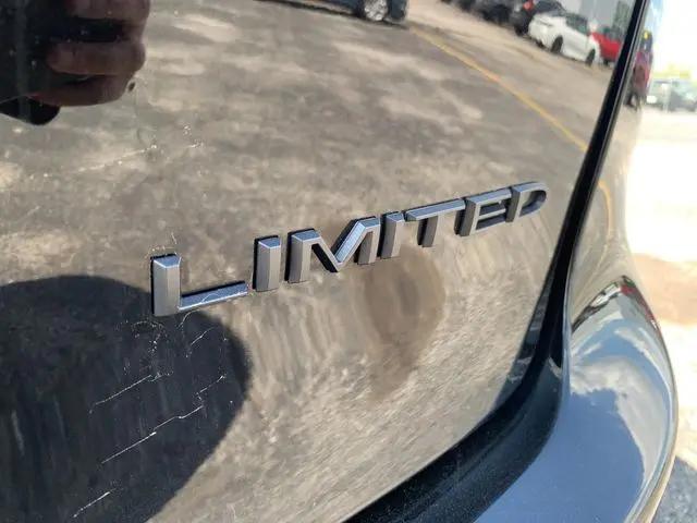 2025 Chrysler Pacifica Limited