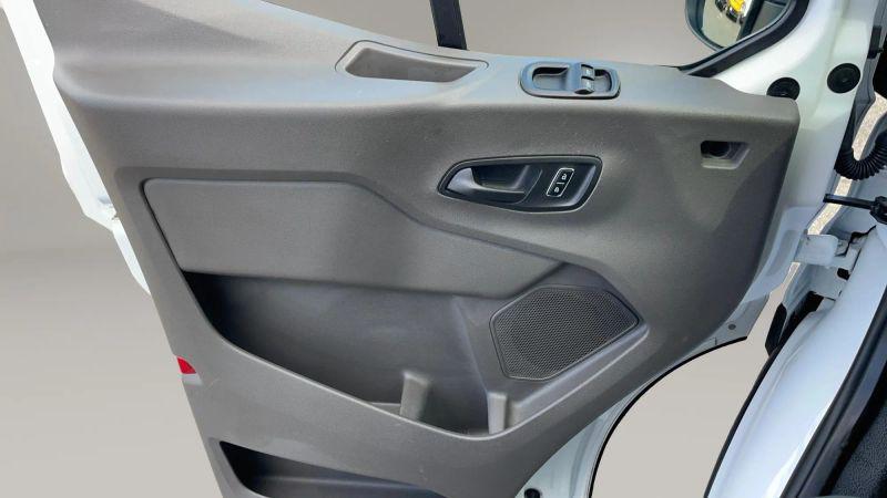 2024 Ford Transit Cargo Van Medium Roof w/LWB