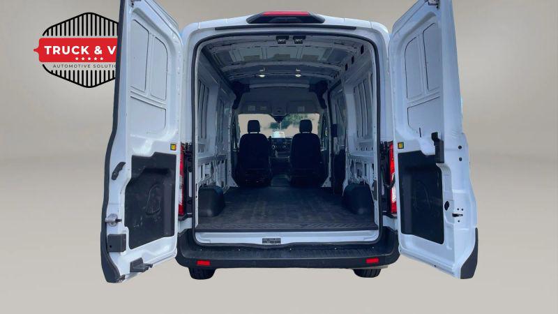 2024 Ford Transit Cargo Van Medium Roof w/LWB