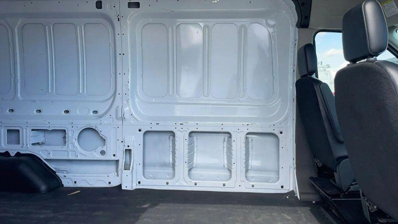 2024 Ford Transit Cargo Van Medium Roof w/LWB
