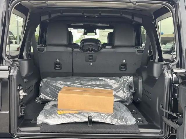 2026 Jeep Wrangler 4-Door Recon 4x4