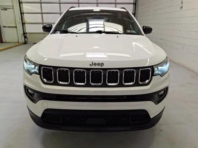 2024 Jeep Compass Latitude Lux FWD