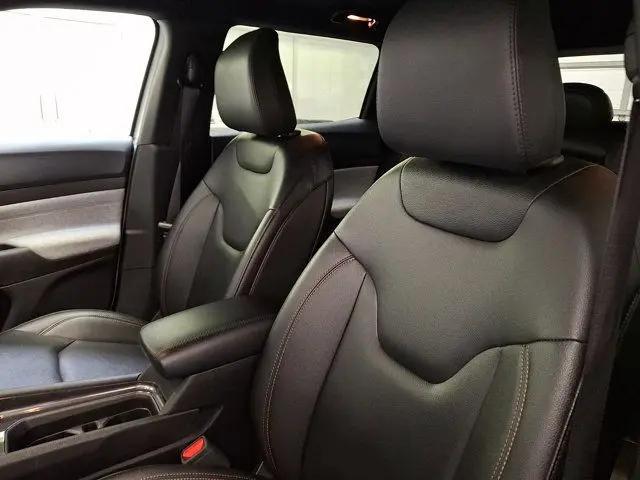2024 Jeep Compass Latitude Lux FWD