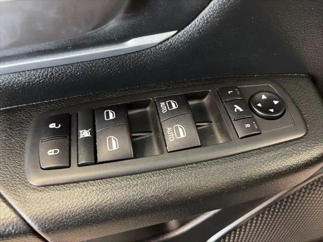 2021 Ram 1500 Big Horn Crew Cab 4x4 5'7" Box