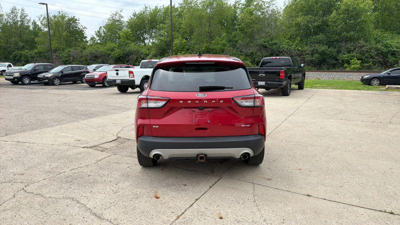2021 Ford Escape SE